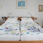 - Schalom 아파트 다메