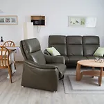 - Schalom 아파트 *