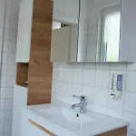 - Schalom