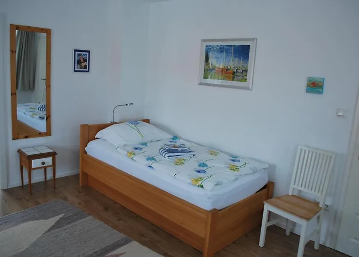 - Schalom Dahme (Schleswig-Holstein)